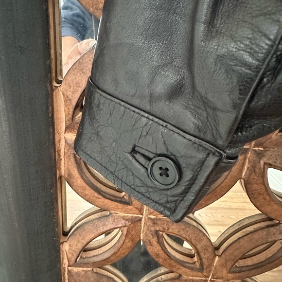 Banana Republic Leather Bomber Jacket - Picture 4 of 6